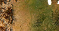 3D model of the United States showing terrain elevation and relief.